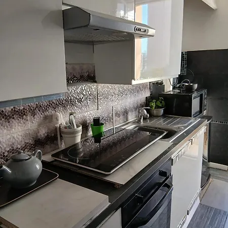Apartment Spacieux A Avec Terrasse Frejus