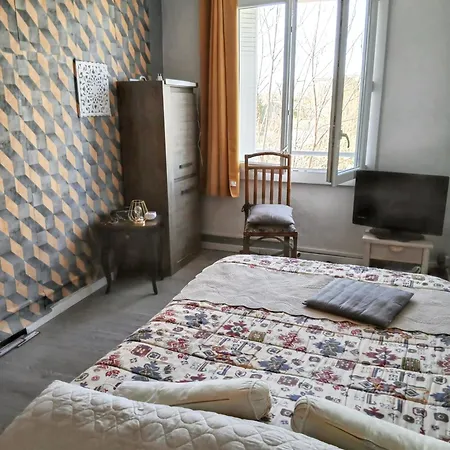 Spacieux A Avec Terrasse