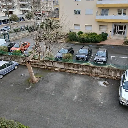 Apartment Spacieux A Avec Terrasse Frejus